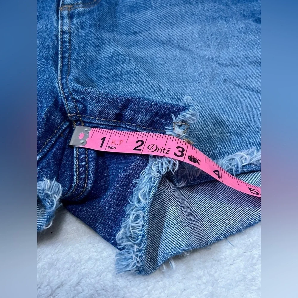 LOFT High Waisted Mom Jean Denim Shorts - 2/26 (measures 29") - Picture 4 of 11